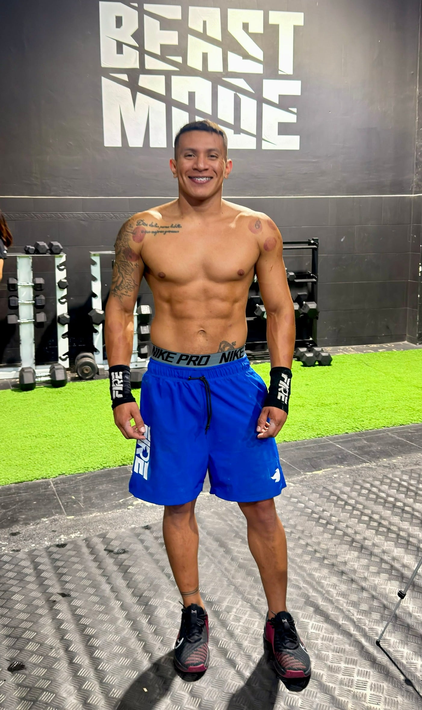 Pantaloneta Deportiva Azul Rey FIRE
