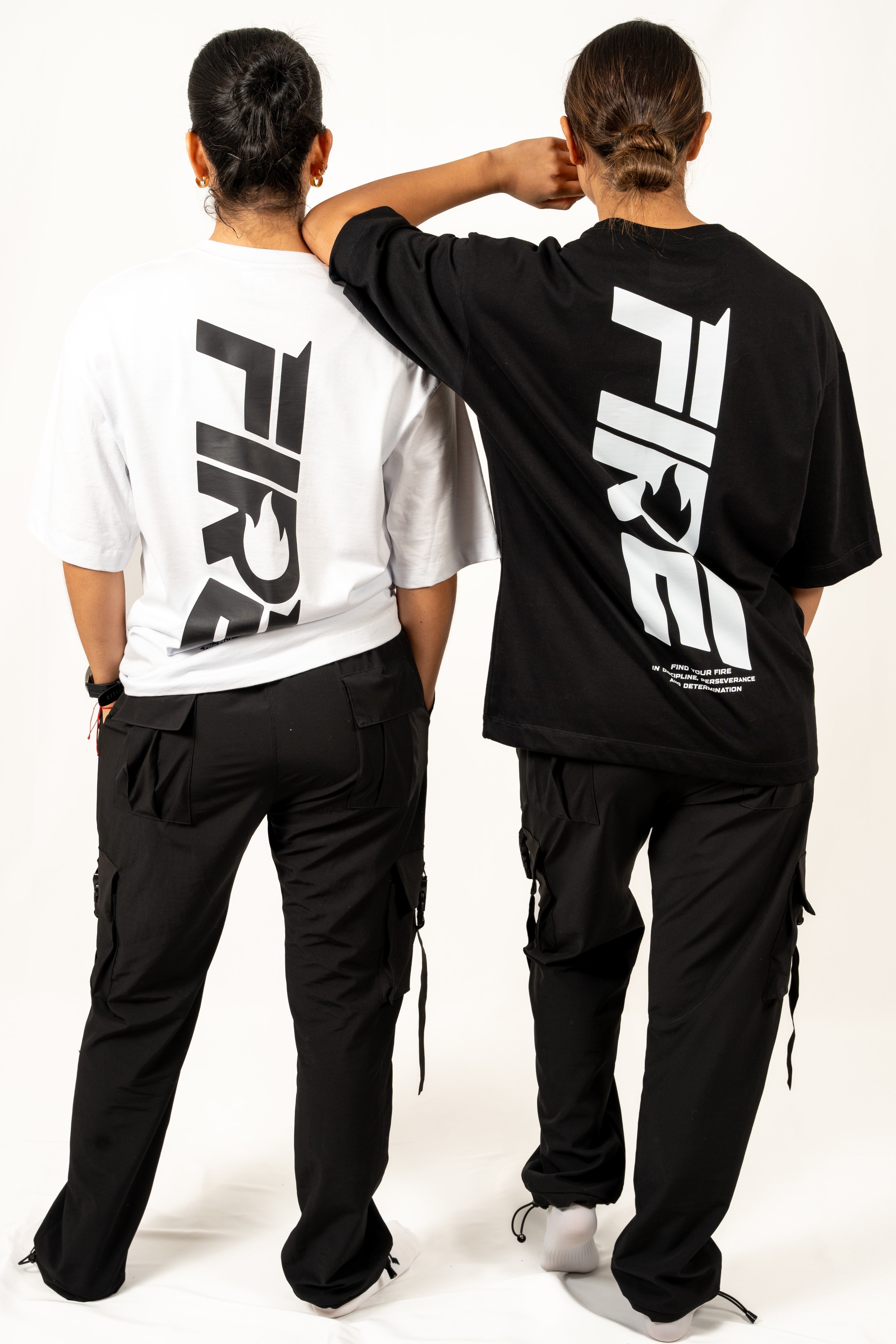 Camiseta Oversize FIRE Negra Mujer
