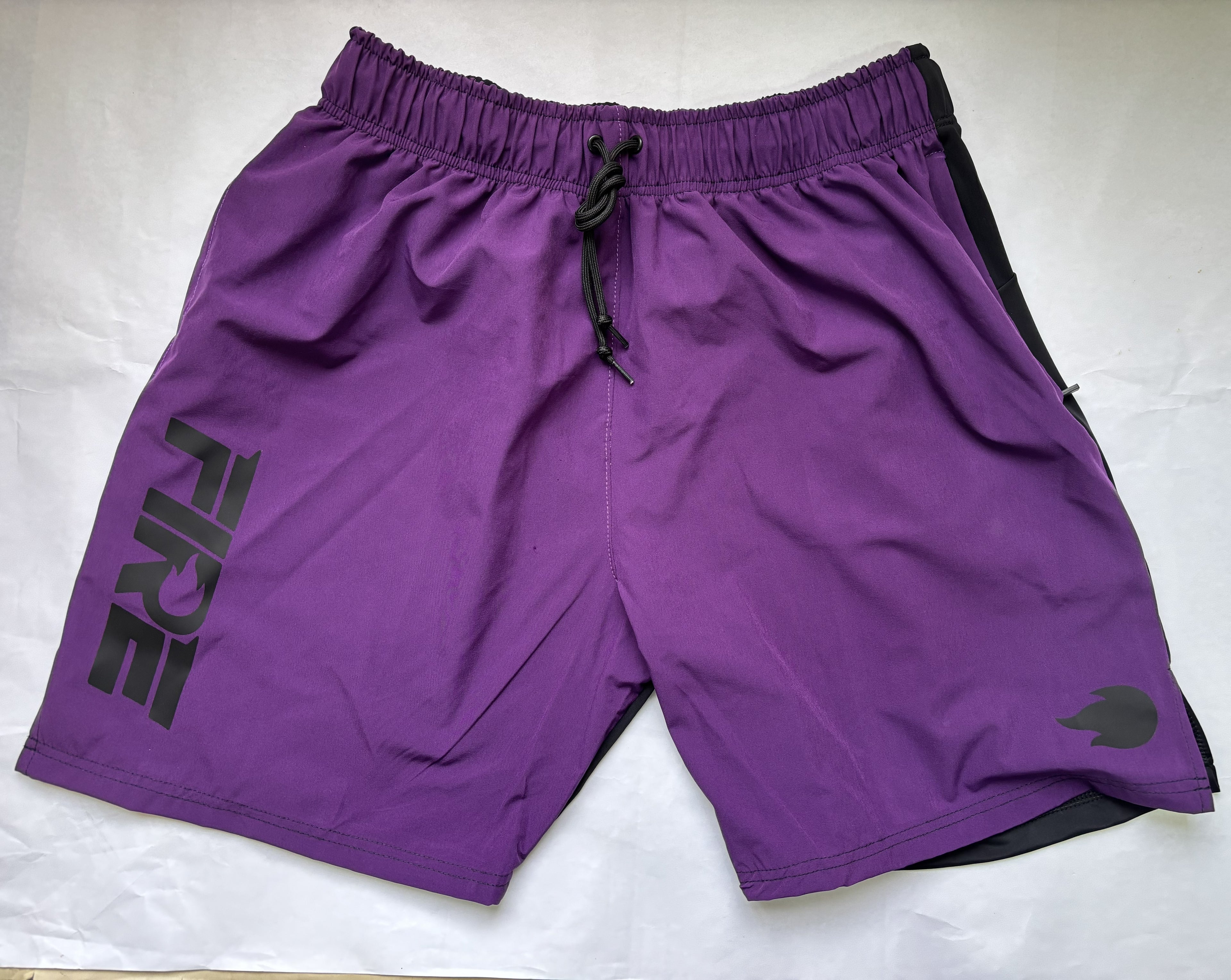 Pantaloneta Deportiva Morada FIRE