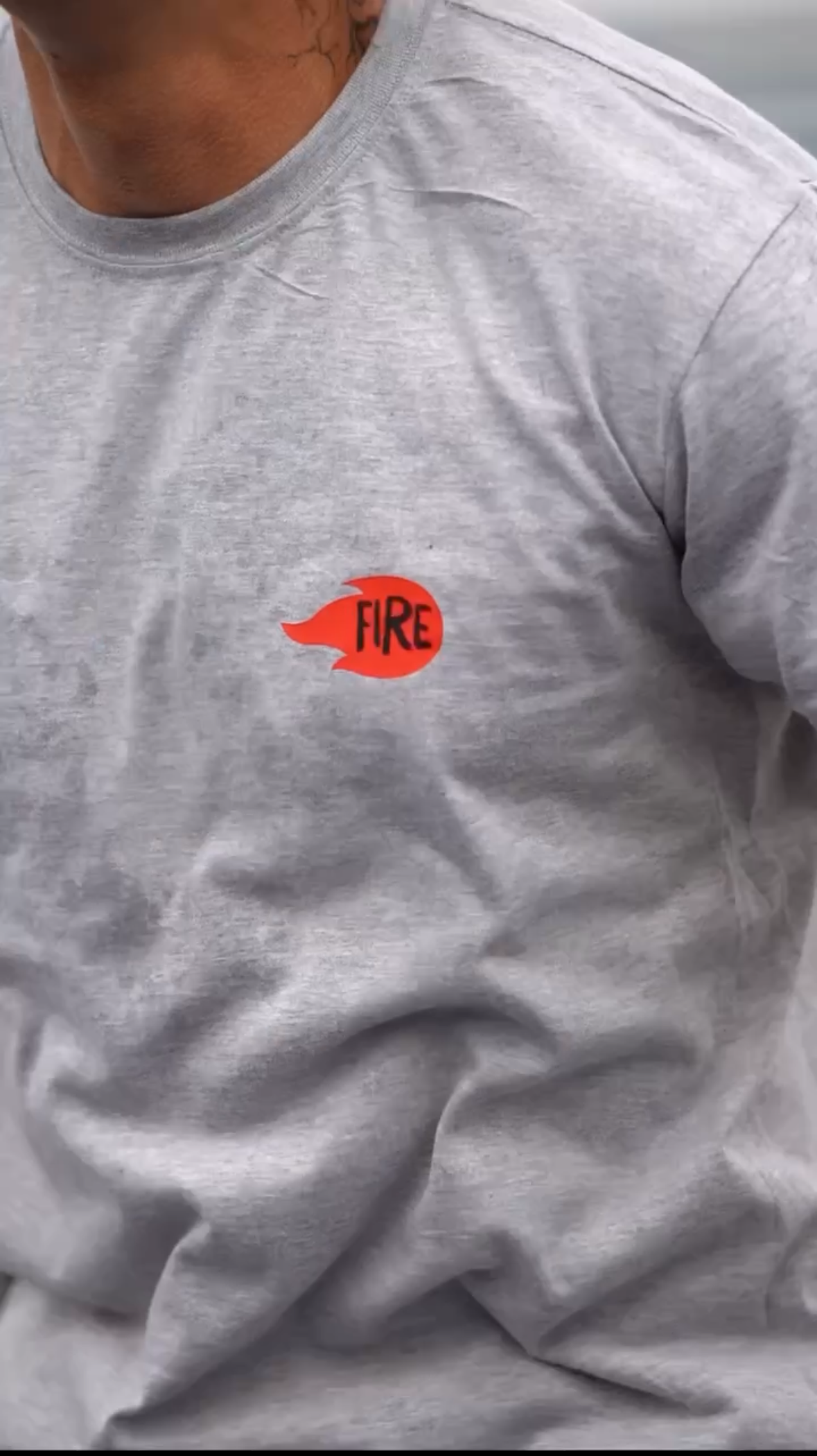 Camiseta Gris Temporada FIRE